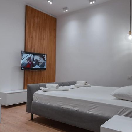 Britney'S Apartments Tiranë Eksteriør bilde