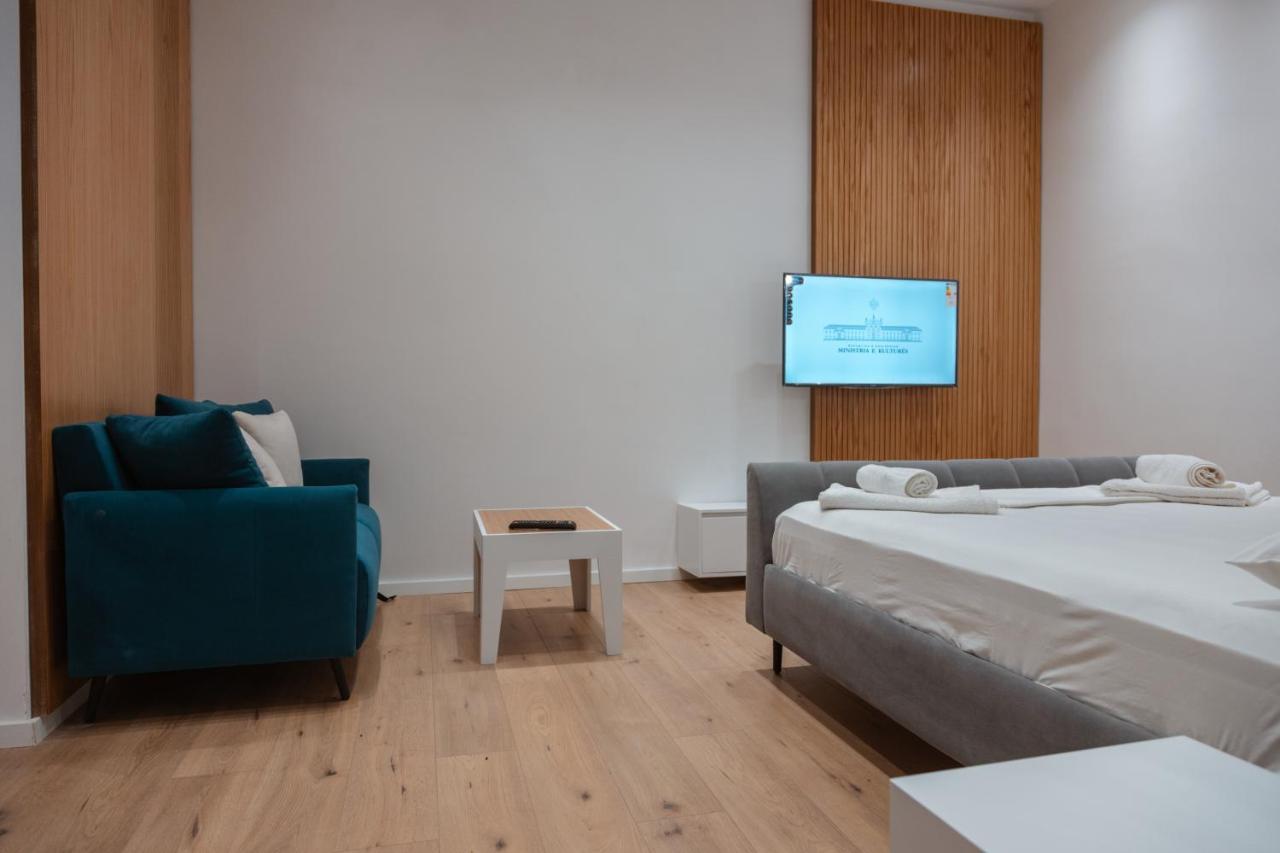 Britney'S Apartments Tiranë Eksteriør bilde