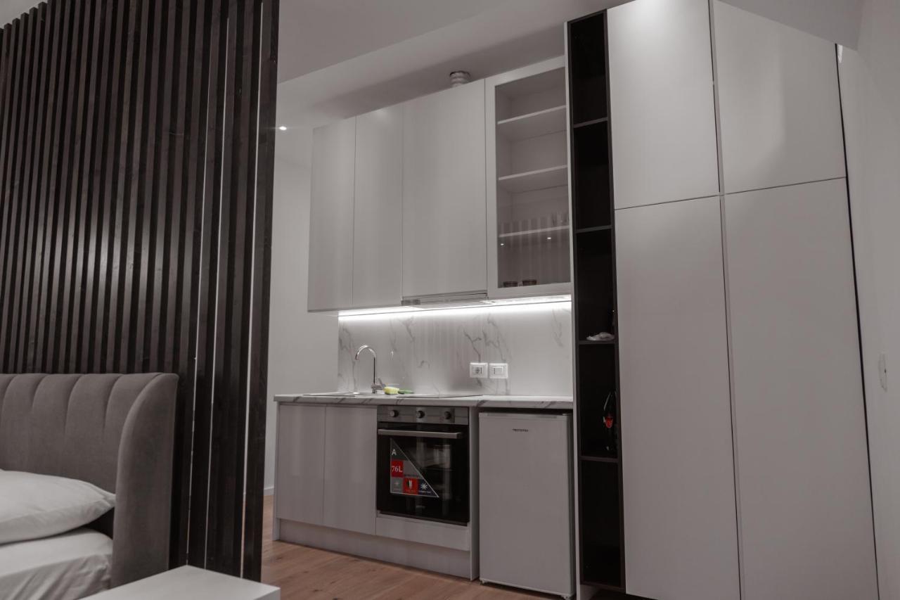 Britney'S Apartments Tiranë Eksteriør bilde