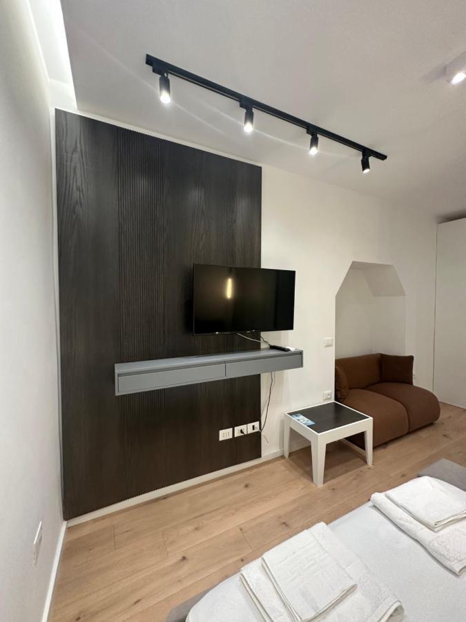 Britney'S Apartments Tiranë Eksteriør bilde